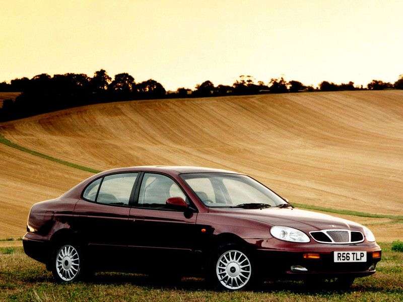 Daewoo Leganza sedan 1.generacji 2.0 MT (1997 2002)