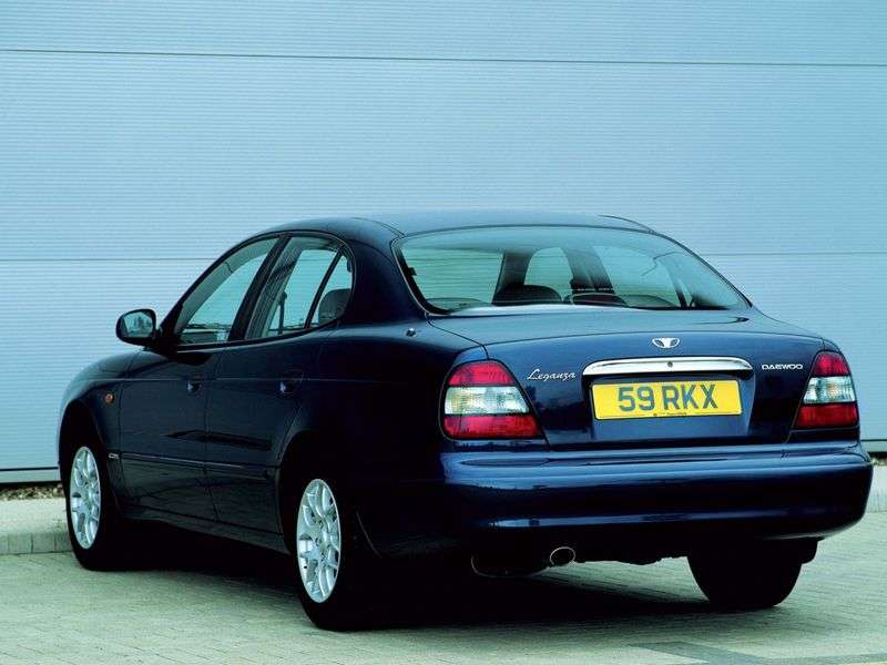 Daewoo Leganza 1st generation sedan 2.0 AT (1997–2002)