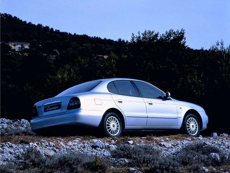 Daewoo Leganza 1st generation 2.2 MT sedan (1997–2002)