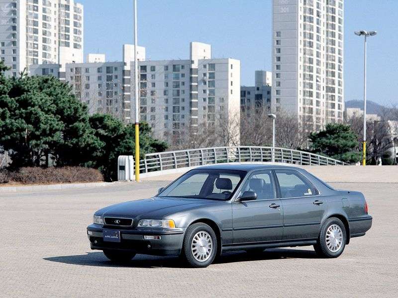 Daewoo Arcadia sedan 1.generacji 3.2 MT (1994 2000)