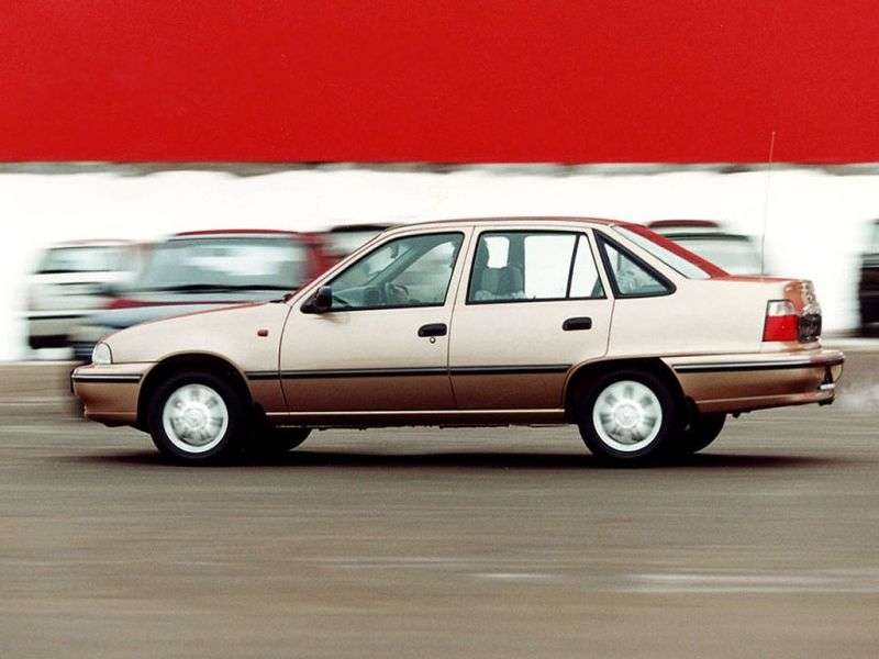 Daewoo Nexia 1st generation 4 door sedan. 1.5 MT (1995–2008)