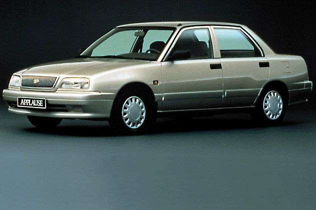 Daihatsu Applause 1.generacja [druga zmiana stylizacji] hatchback 1.6 MT (1997 2000)