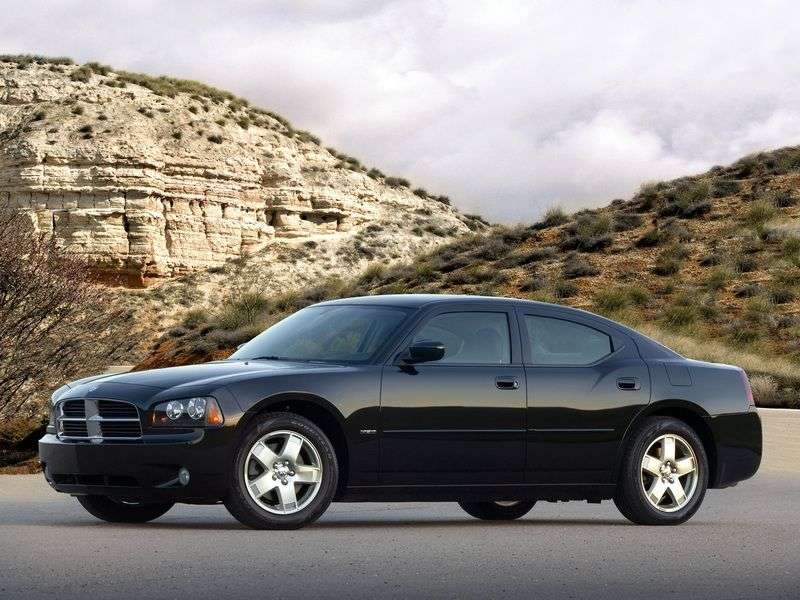 Dodge Charger LX 1 sedan 5.7 AT (2005 obecnie)