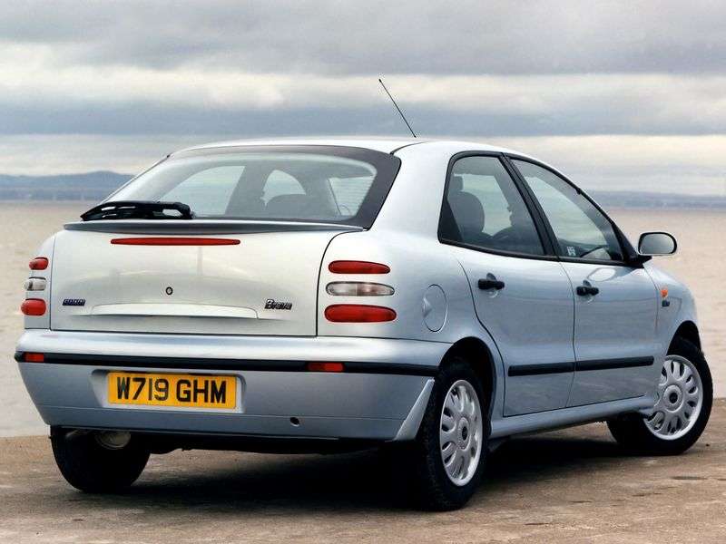 Fiat Brava 1st generation 1.4 MT hatchback (1997–2001)