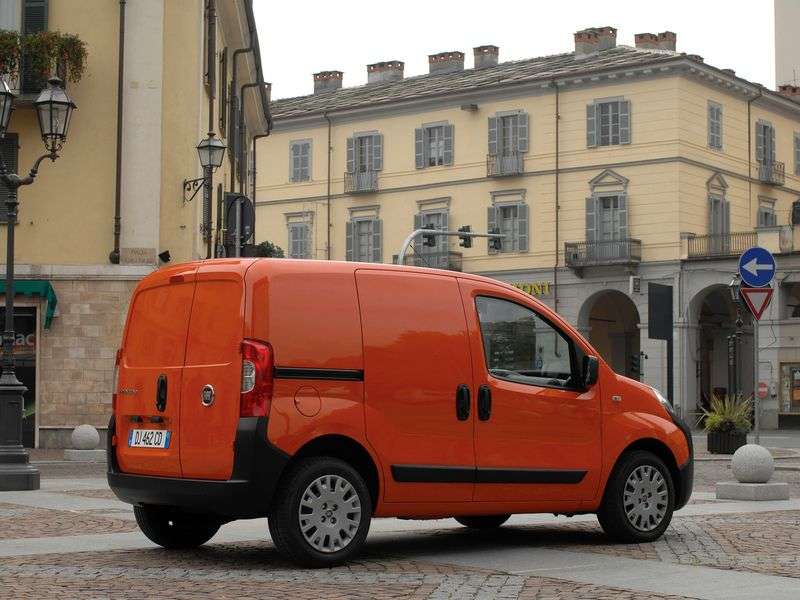 Fiat Fiorino 3. generacji Adventure van 1.4 AT (2008–2010)