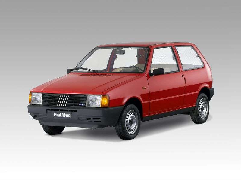 Fiat UNO 3 drzwiowy hatchback pierwszej generacji 1,1 mln ton (1983 1989)