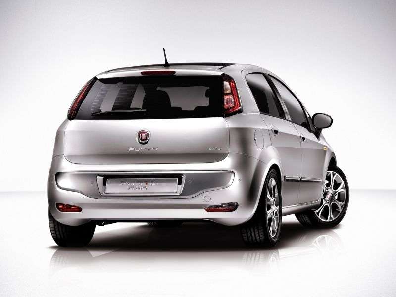 5 drzwiowy Fiat Punto Evo hatchback 3 generacji. 1,4 MT aktywny (2009 2012)