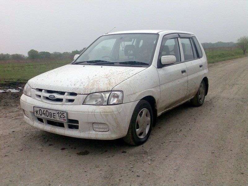 Ford Festiva Mini Wagon 1.5V AT (1996–2002)