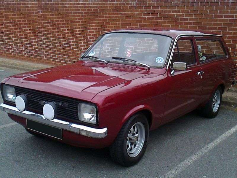 Ford Escort 2nd generation [restyling] station wagon 1.3 AT (1978–1980)