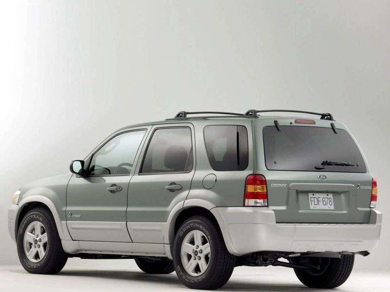 Ford Escape 1 generacji [zmiana stylizacji] Hybrydowy crossover 5 drzwiowy. 2.3 eCVT (2004 2007)