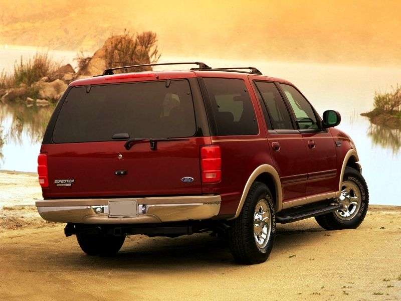 Ford Expedition 1. generacja [zmiana stylizacji] SUV 5.4 AT AWD (2001 2002)