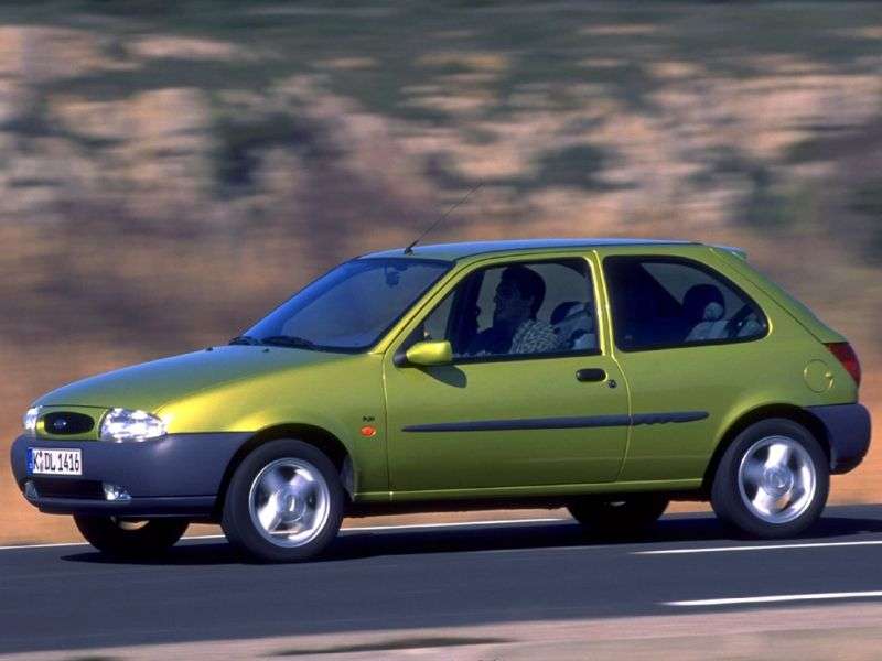 3 drzwiowy Ford Fiesta hatchback czwartej generacji 1,8 D MT (1996 1999)
