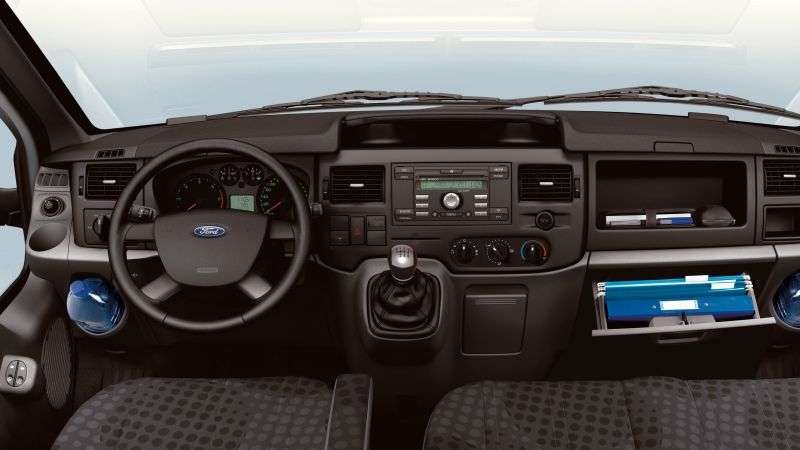 Ford Transit 6 tej generacji Podwozie z kabiną 2 drzwiowe 2.4 TDCi MT RWD 460 EF Base (2006 obecnie)