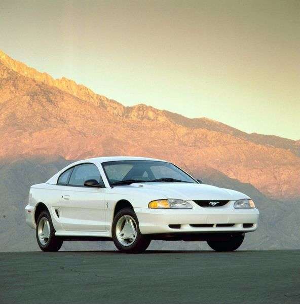 Ford Mustang 4th generation coupe 4.6 Cobra MT (1993–1997)