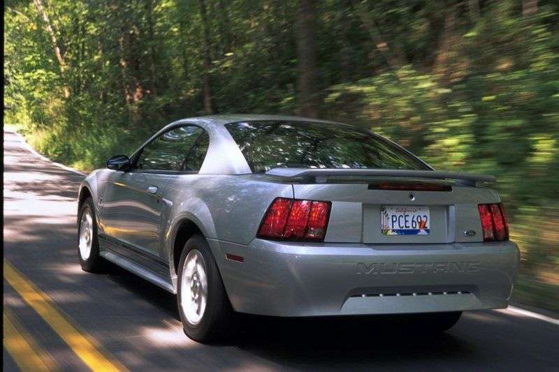 Ford Mustang 4.generacji coupe 4.6 GT MT (1995 1997)