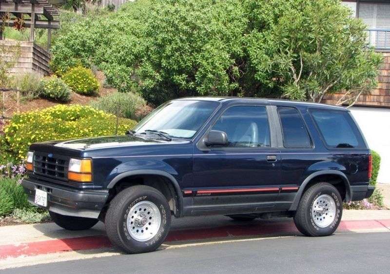 3 drzwiowy sportowy SUV Ford Explorer pierwszej generacji 4,0 mln ton (1990 1994)