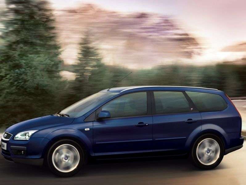 5 drzwiowy Ford Focus kombi drugiej generacji 1.6 TDCi CVT (2004 2008)