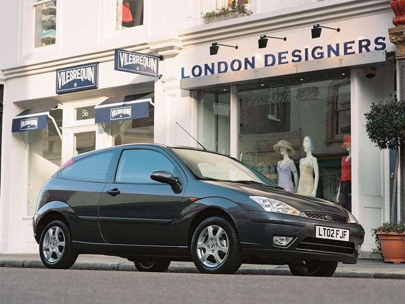 Ford Focus 3 drzwiowy hatchback pierwszej generacji [zmiana stylizacji]. 1,6 MT (2001 2004)
