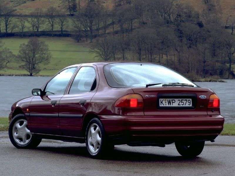 Ford Mondeo 1st generation hatchback 1.8 AT (1994–1996)