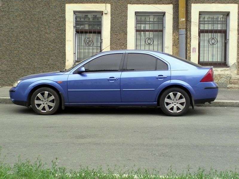 Ford Mondeo trzeciej generacji hatchback 2.0 TDDi MT (2000 2005)