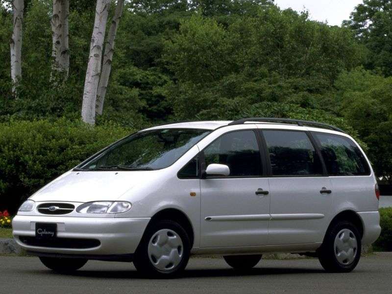 5 drzwiowy minivan Ford Galaxy pierwszej generacji 2,3 MT (1997 2000)