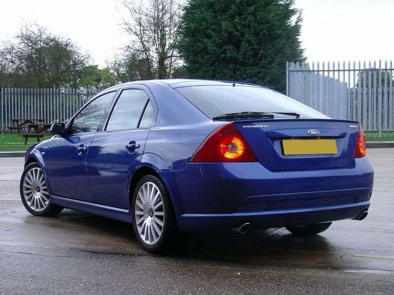Ford Mondeo hatchback 3. generacji 2.0 AT (2000 2005)