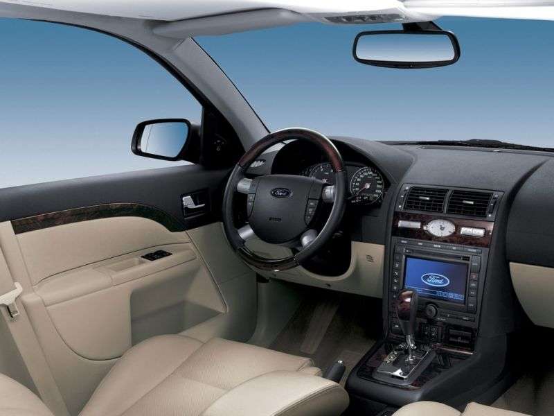 Ford Mondeo trzeciej generacji hatchback 2.0 TDCi Durashift (2003 2005)