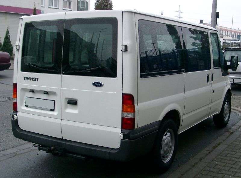 Ford Transit 5th generation Minibus 2.0 CDi MT MWB (2000–2006)