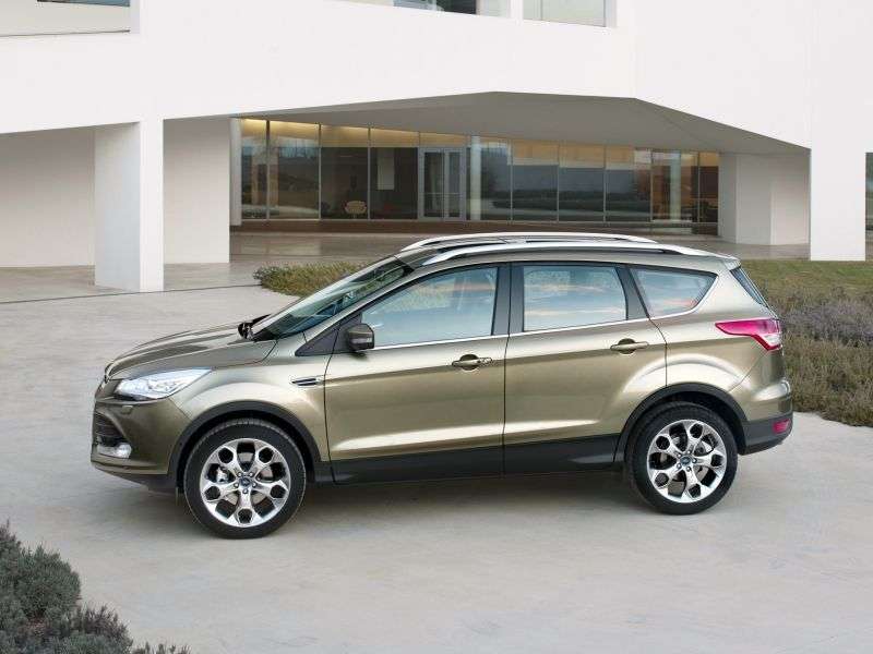 Ford Kuga 2nd generation crossover 1.6 EcoBoost MT Trend (2013 – n.)