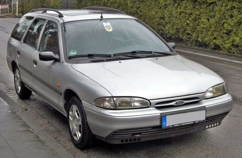 Ford Mondeo 1st generation wagon 1.8 MT (1996–1996)