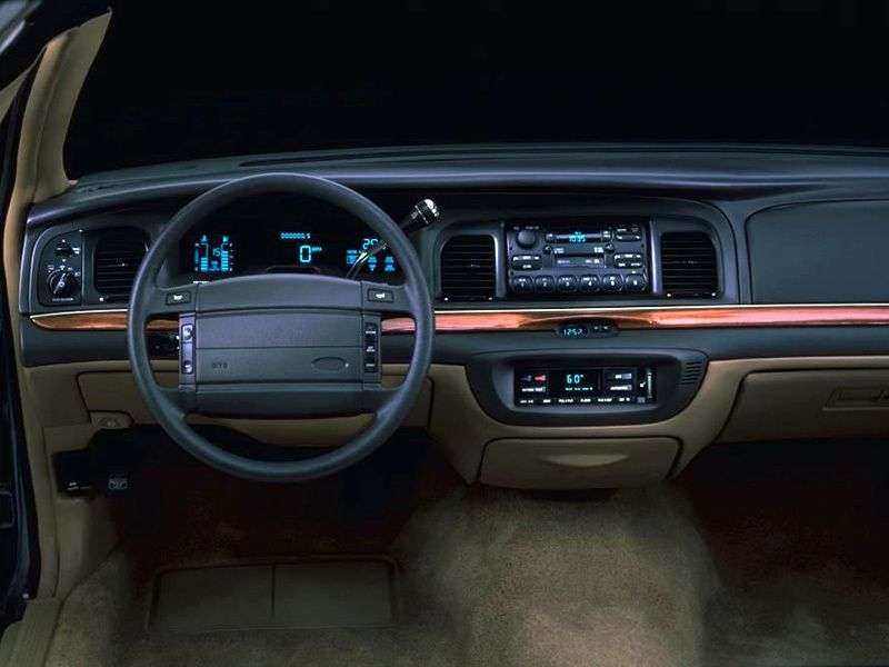 Ford Crown Victoria sedan 1.generacji 4.6 AT (1990 1999)