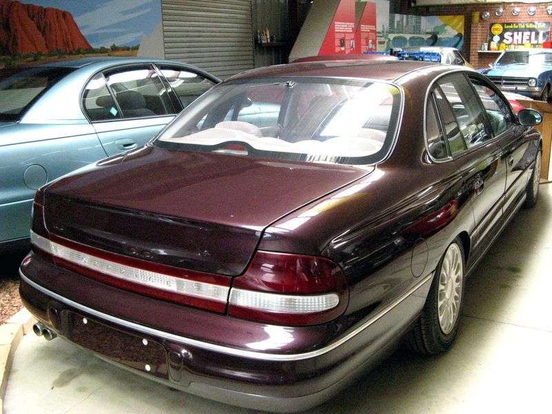Holden Caprice sedan drugiej generacji 3.8 AT (1999 obecnie)