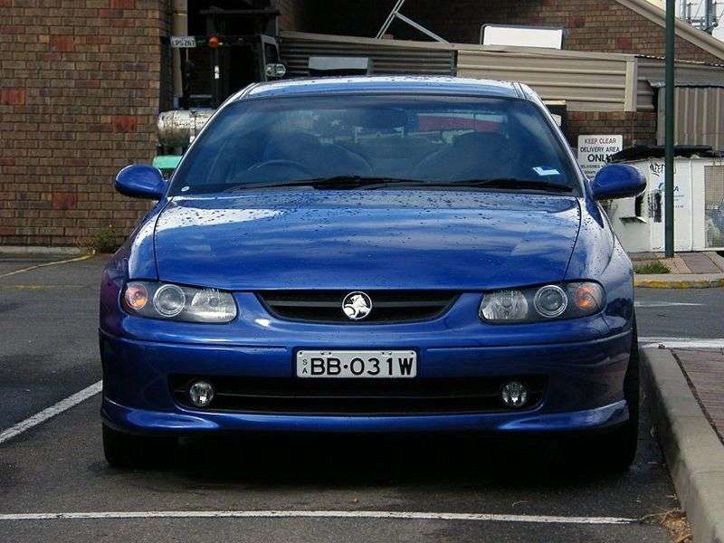 Holden Monaro 3rd generation coupe 3.8 AT (2001–2005)