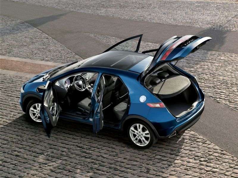 Honda Civic 8th generation [restyling] hatchback 1.8 AT Sport (2010–2012)
