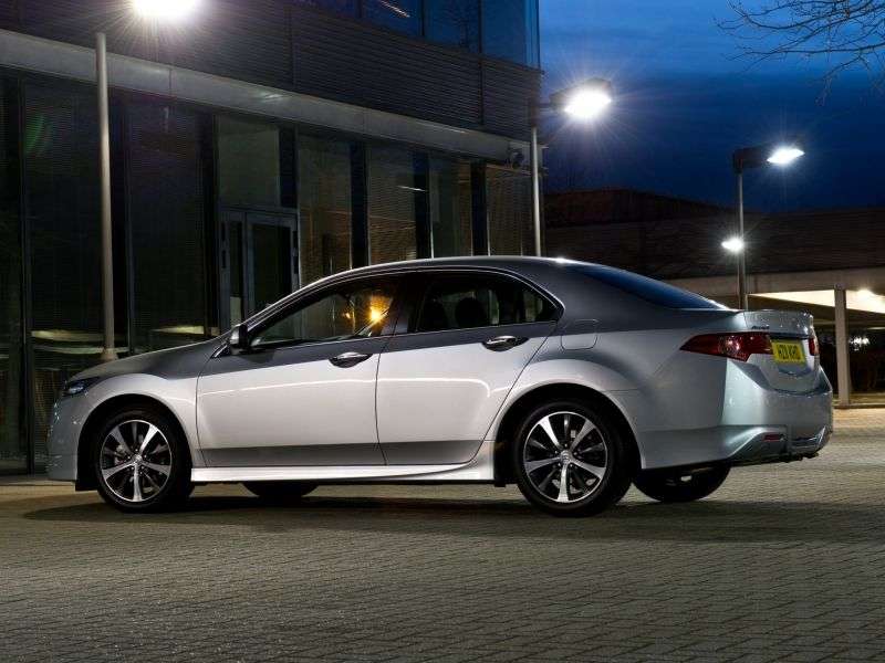 Honda Accord 8 generation [restyling] 4 door sedan. 2.4 AT Executive + NAVI (2011–2013)