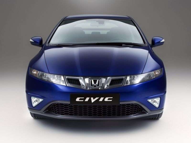 Honda Civic 8th generation [restyling] 1.8 MT Sport hatchback (2010–2012)