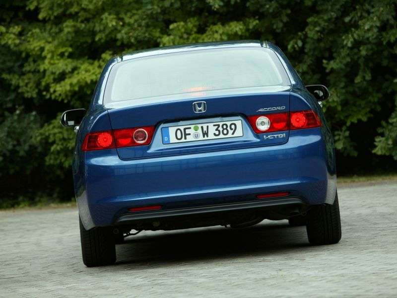 Honda Accord 7 generation sedan 2.2 СTDi MT (2003–2006)