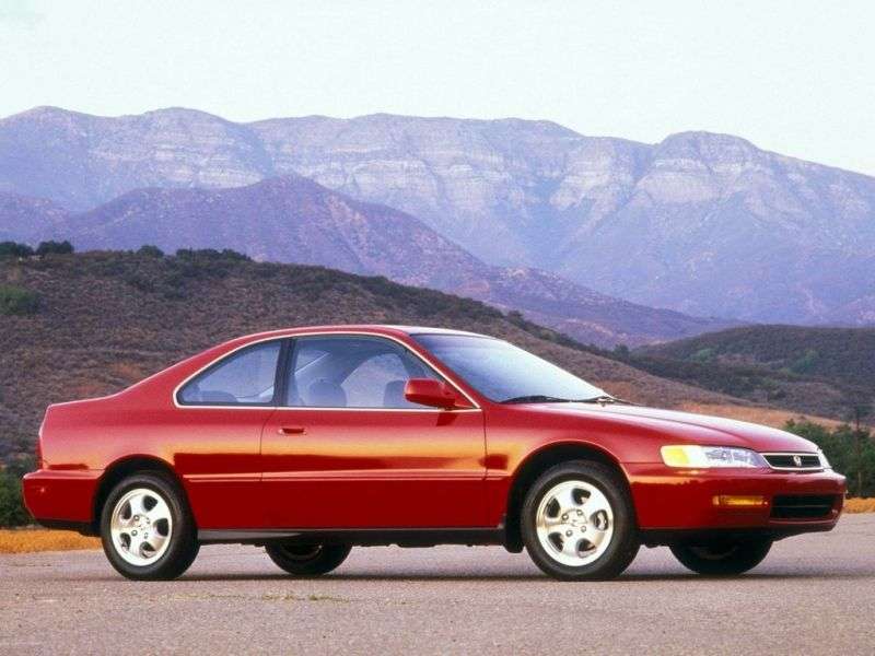 Honda Accord 2 drzwiowe coupe w wersji amerykańskiej 2,0 MT (1993 1998)