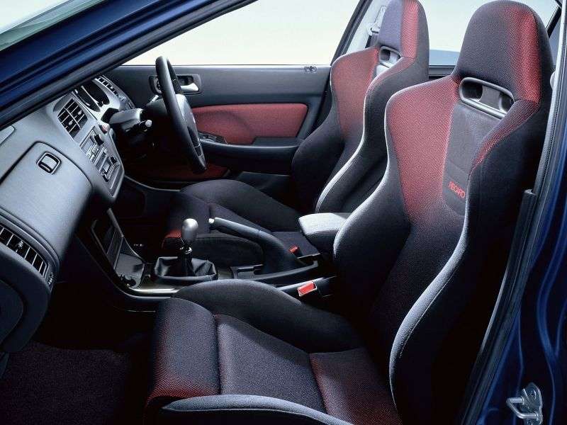 Honda Accord 6. generacja [zmiana stylizacji] Euro R sedan 4 drzwiowy. 2,0 MT (2001 2002)
