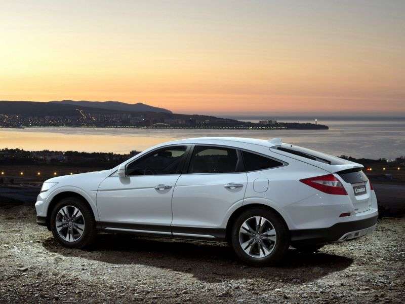 Honda Crosstour 1st generation [restyling] crossover 3.5 AT 4WD Premium (2013) (2012 – n.)