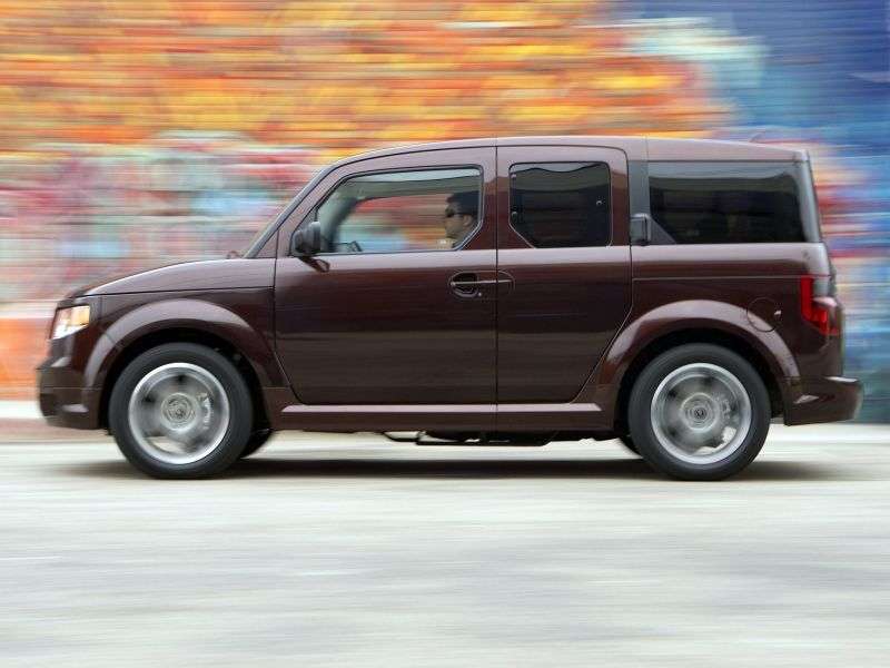 Honda Element 1.generacji [zmiana stylizacji] 5 drzwiowy crossover SC. 2,4 MT (2006 2008)