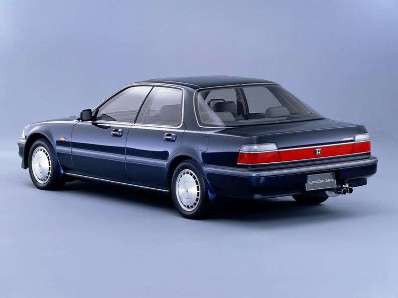 Honda Vigor CB5sedan 2.5 AT (1989–1995)