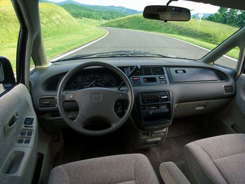Honda Odyssey 1st generation 2.3 MT 4WD minivan (1994–1999)
