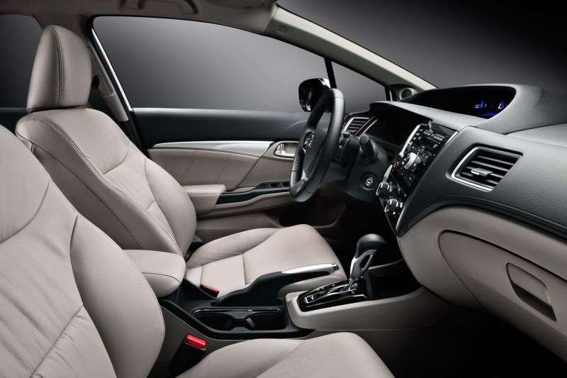 Honda Civic 9. generacja [zmiana stylizacji] sedan 1.8 MT Elegance (2013 obecnie)