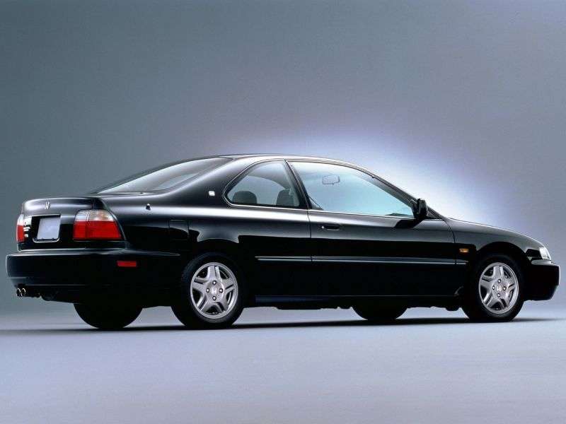 Honda Accord 5th generation [restyling] coupe 2.2 MT (1996–1998)