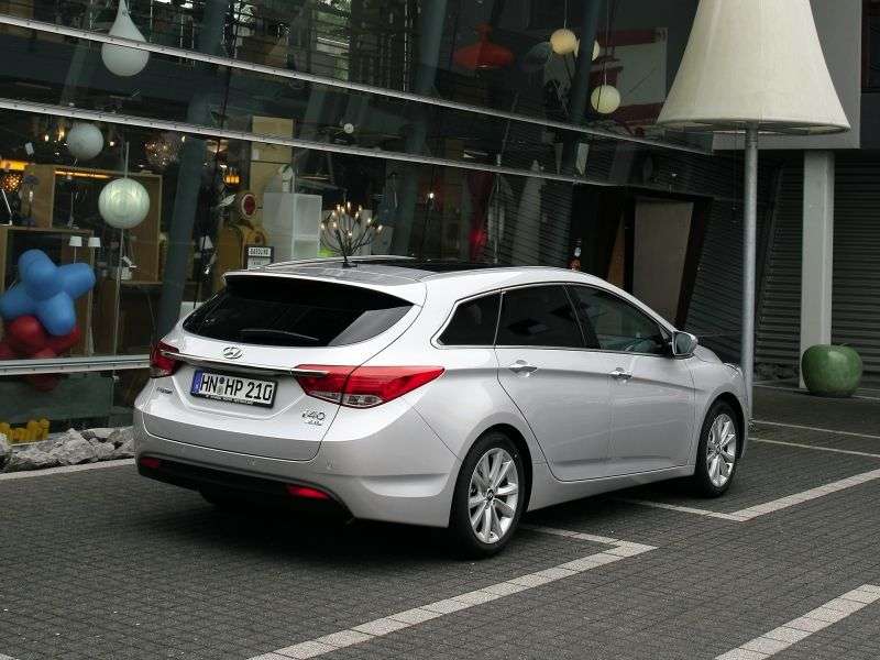 Hyundai i40 V Universal 1.6 MT (2011 – current century)