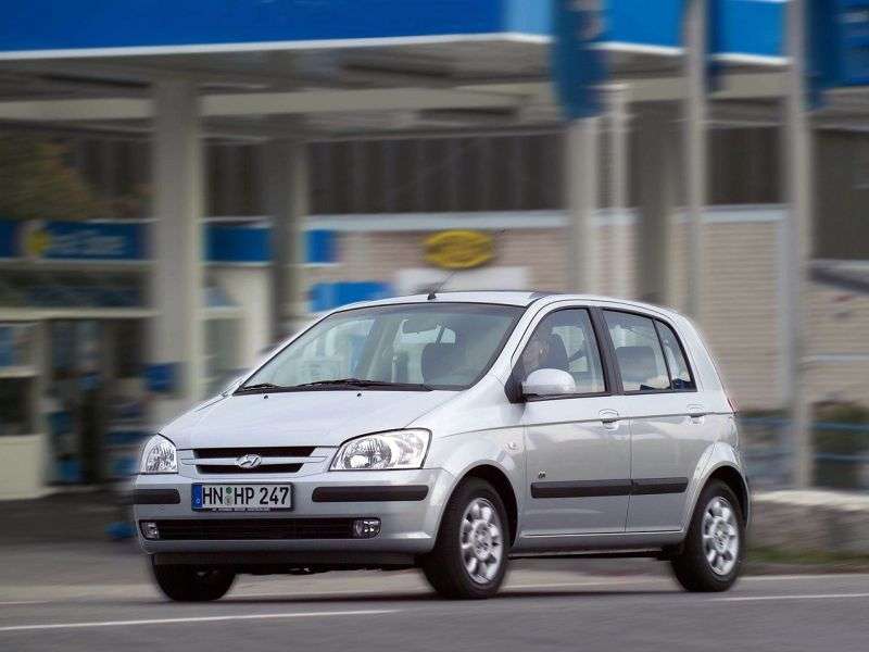 Hyundai Getz 5 drzwiowy hatchback pierwszej generacji 1.3 AT (2002 2005)