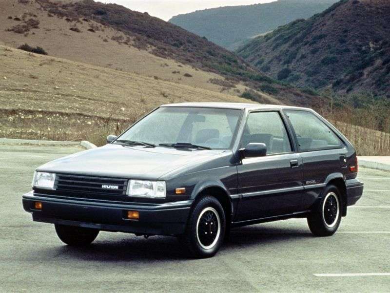 Hyundai Excel X1 hatchback 3 drzwiowy 1,3 mln ton (1985 1989)
