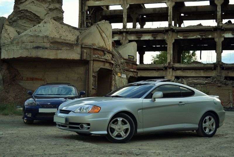 Hyundai Tuscani GK Coupe 2.7 MT (2001 2005)