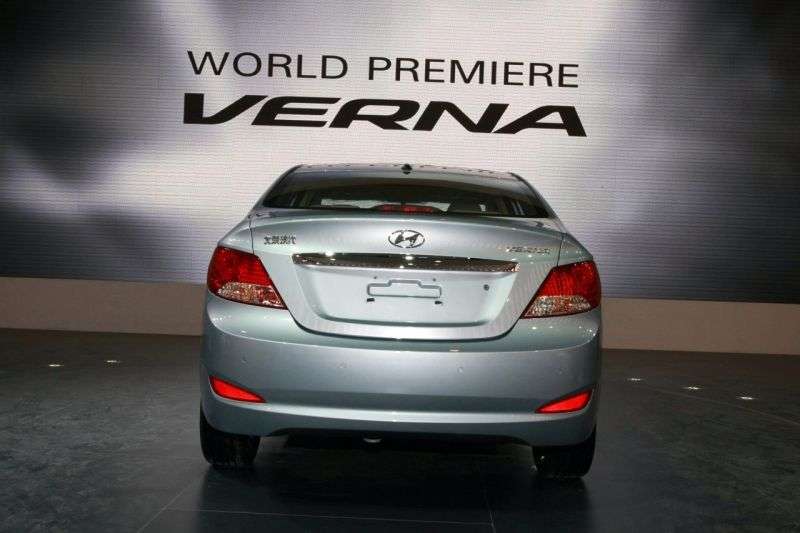 Hyundai Verna RB sedan 1.6 CRDi AT (2011 obecnie)
